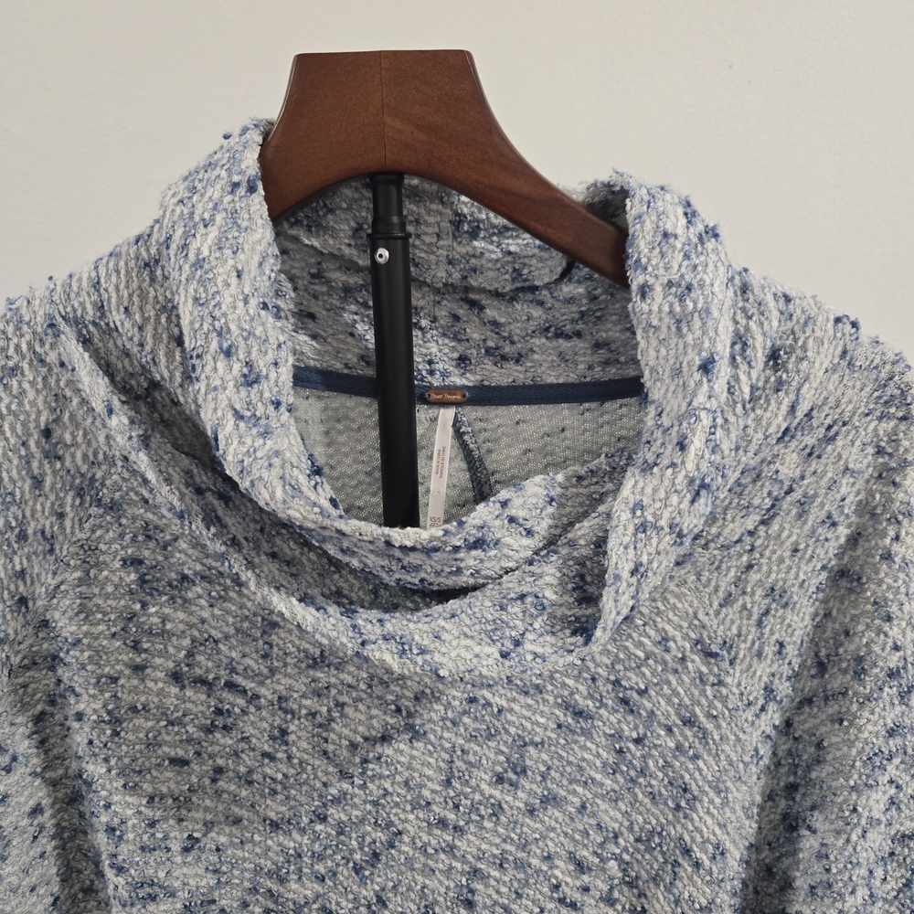 Free People XS/S Blue Speckled Cowl Neck Oversized Cozy Sweater - Picture 6 of 13